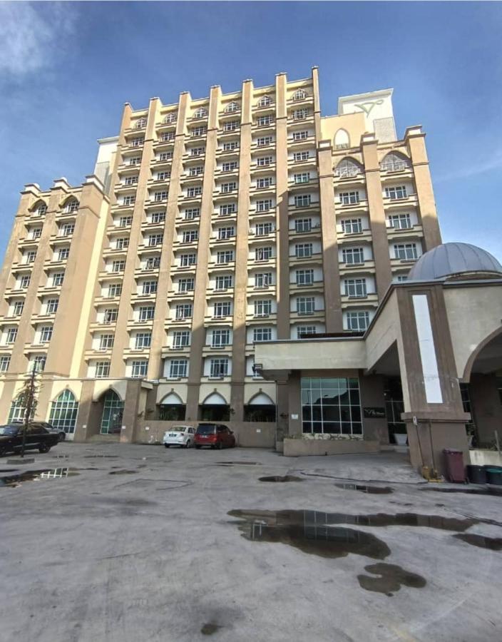 The Viana Apartment 2 Kota Bharu Exterior photo